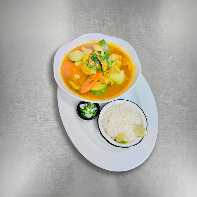Sopa de Gallina / Hen Soup.